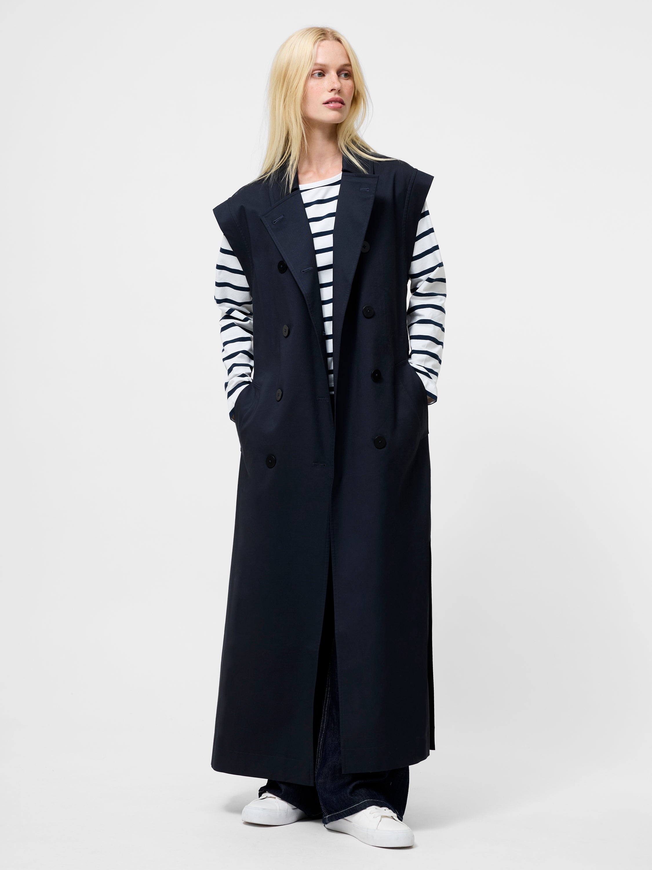 Danby Sleeveless Trench Coat