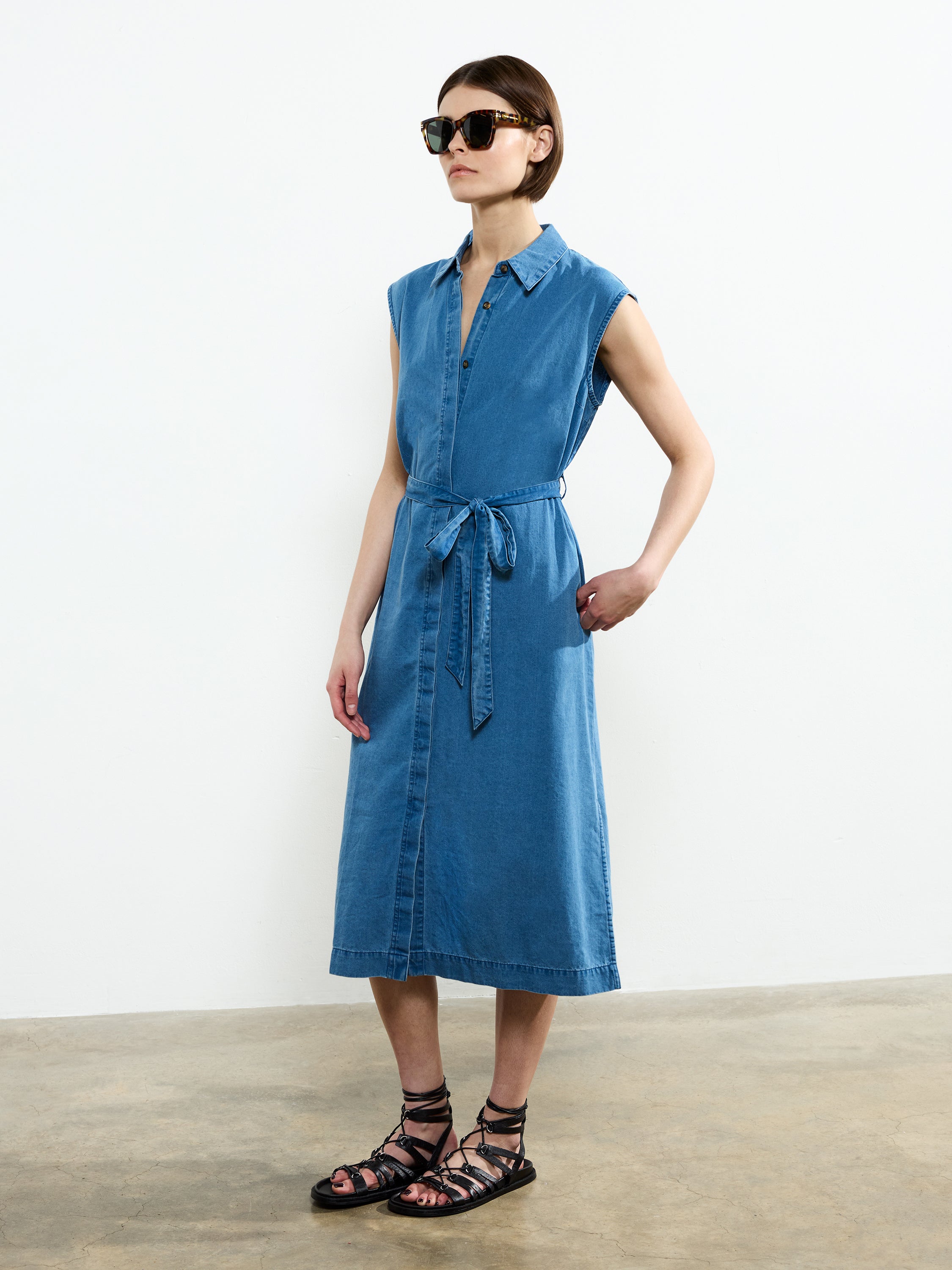 Zaves Chambray Denim Midi Dress