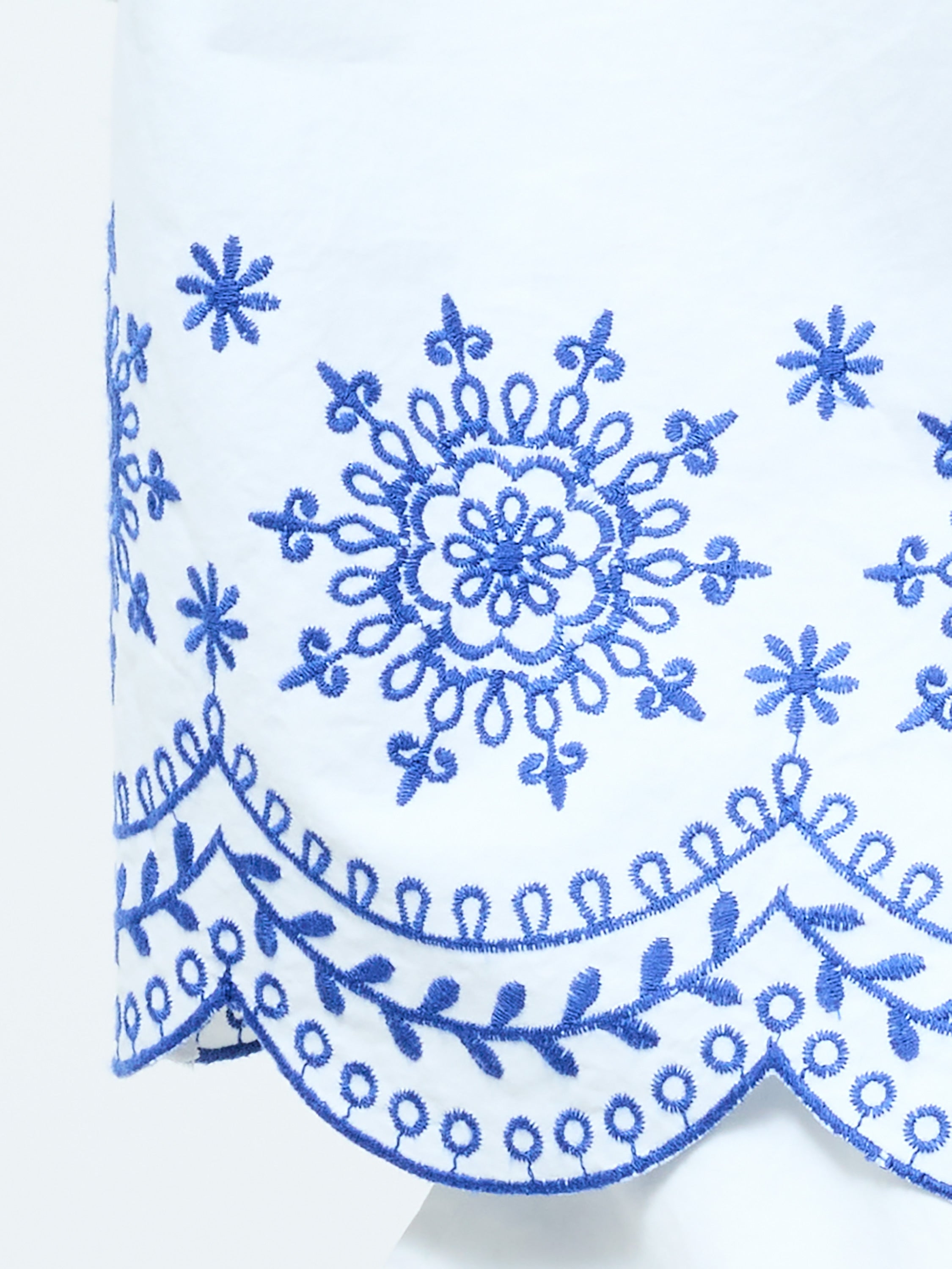 Embroidered Hem Popover Short Sleeve Shirt