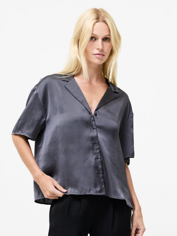 Blaine Hammered Satin Short Sleeved Shirt