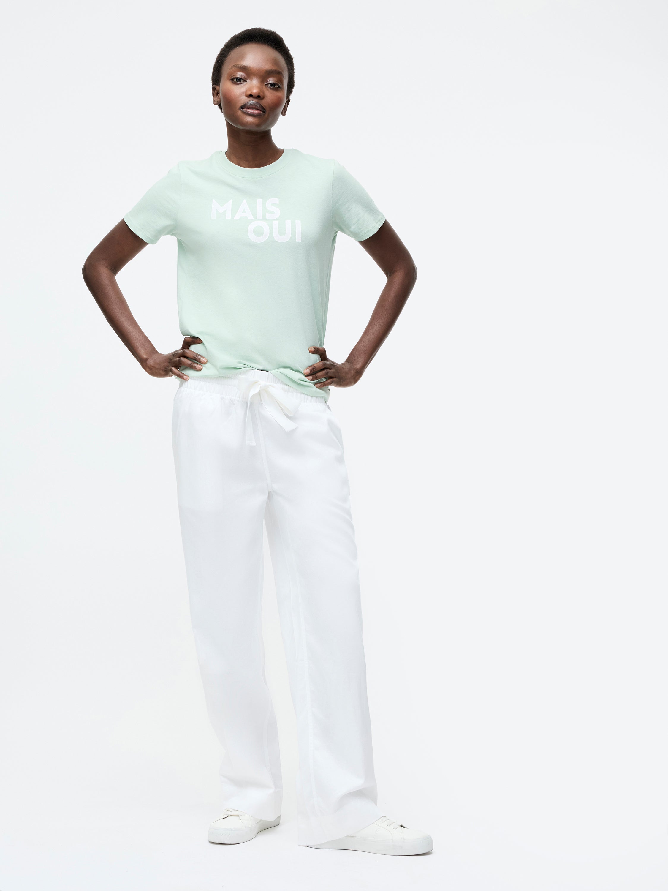 Mais Oui Graphic T-Shirt