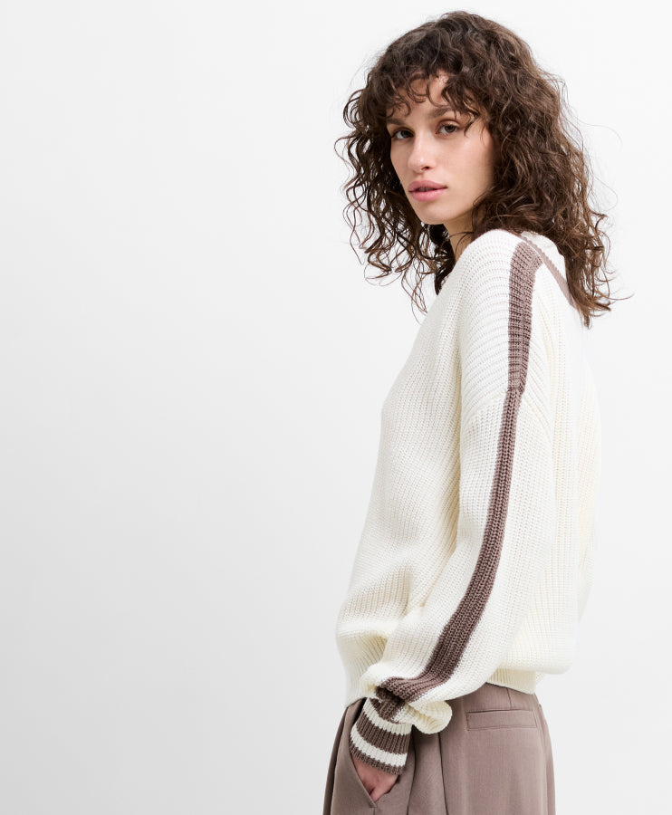 shop women's knitwear