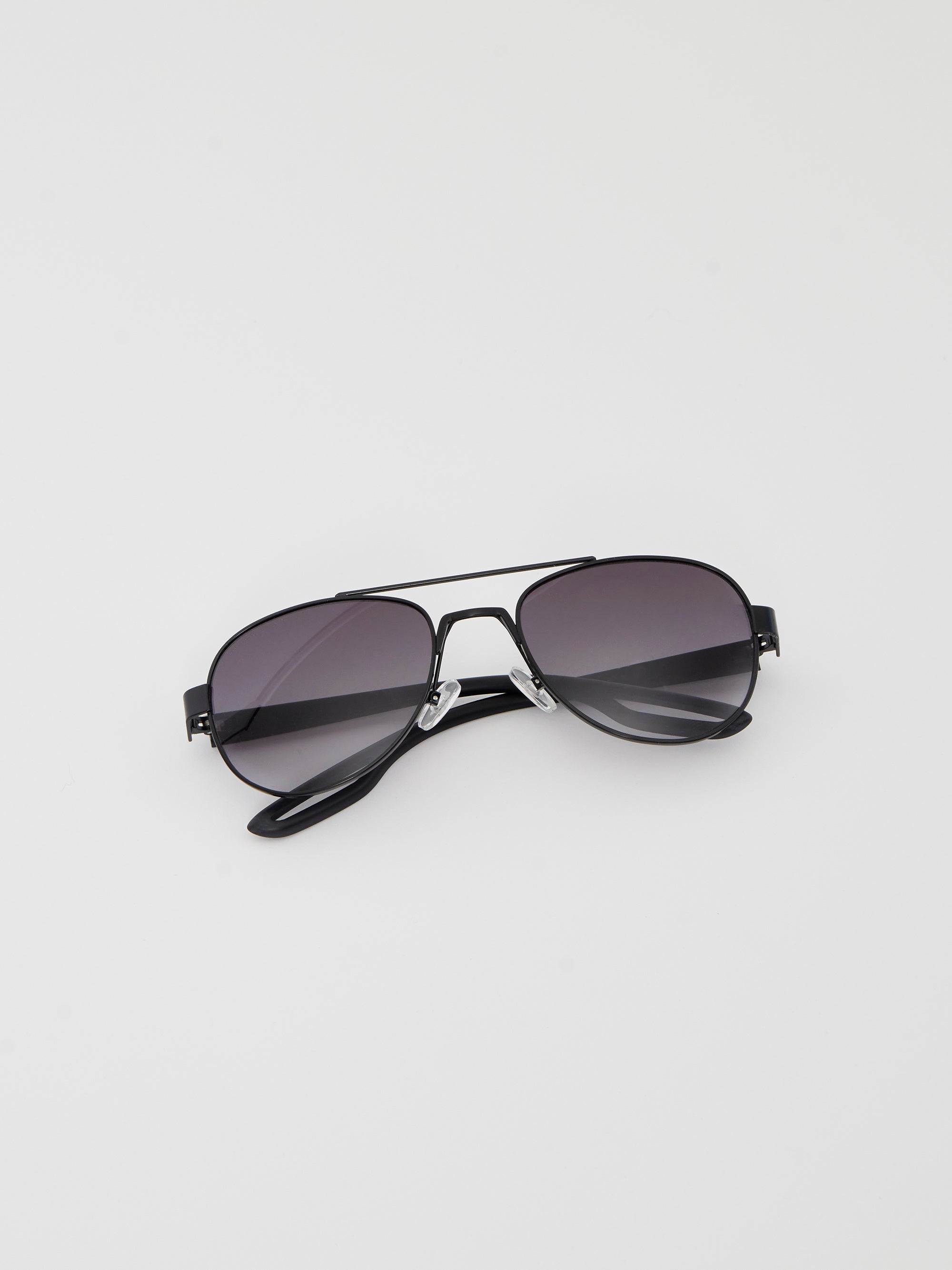 Metal D-Frame Sunglasses